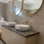 Lux Suite In Split- Jacuzzi&Gym&More Σολίν