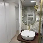 Lux In Split- Jacuzzi&gym&more *