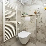 公寓 Lux In Split- Jacuzzi&gym&more
