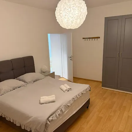 Lux In Split- Jacuzzi&gym&more